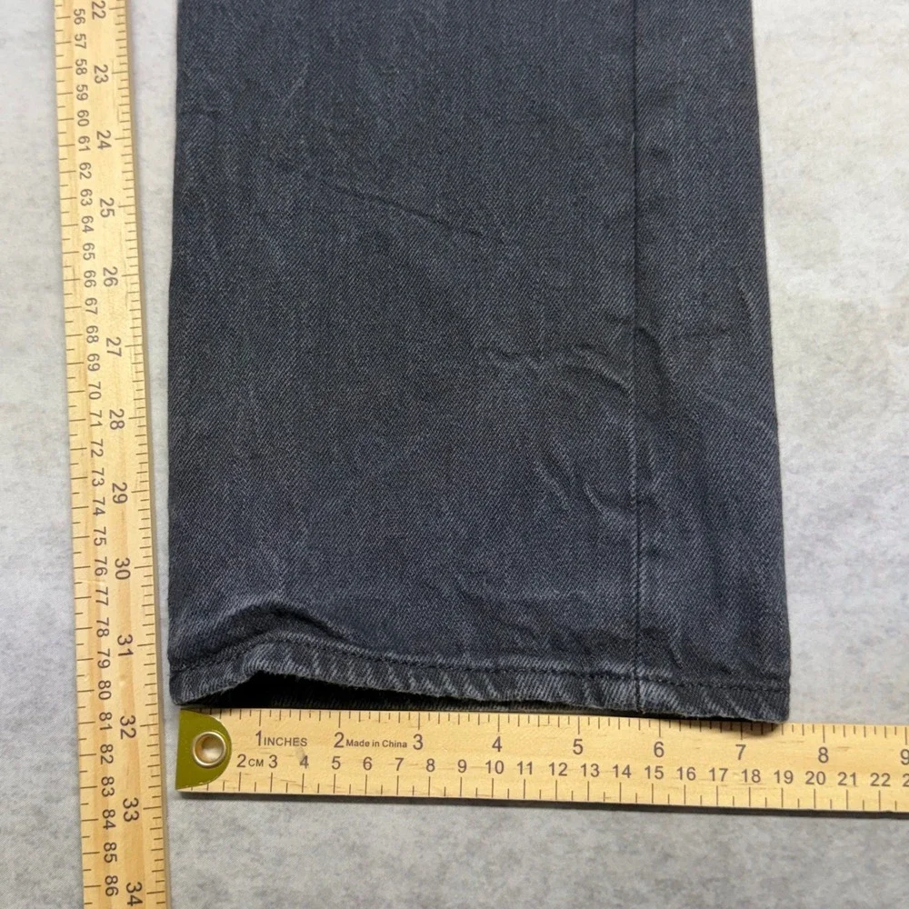 Levis 501 Original Fit Mens 32x34 Black Faded Button Fly Straight Leg Jeans
